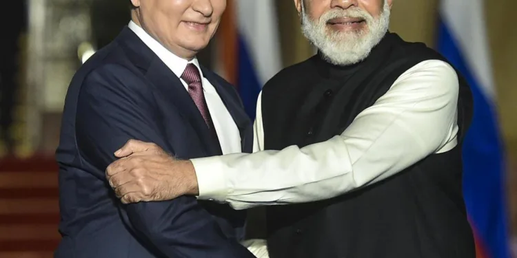 PM Modi Extends Birthday Greetings to President Putin, Reaffirms India-Russia Strategic Ties