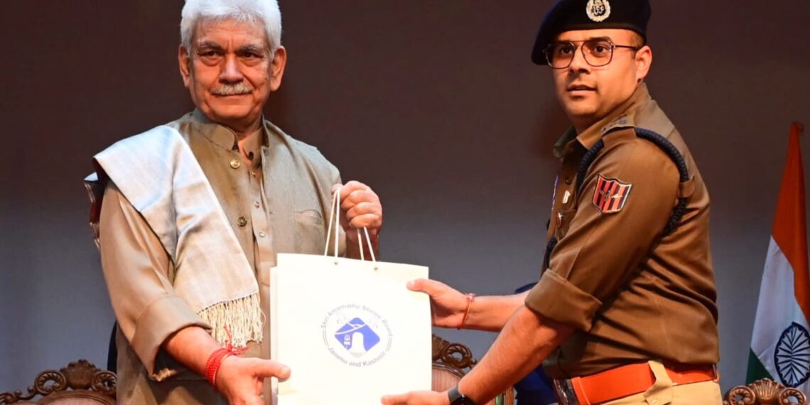 Lt Governor felicitates officers of administration, Army, J&K Police, CAPFs, Shrine Board & volunteers who have been part of the Shri Amarnath Ji Yatra 2024
