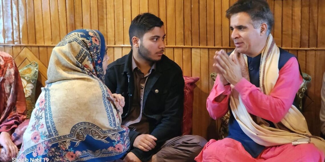 Conspiracies being hatched to destabilise J&K again: Ravinder Raina