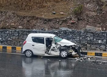 Tragic accident in Sonamarg: One dead, one critically injured