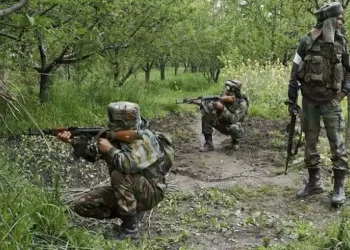 Gunfight Breaks Out in Rajouri, 2 terrorists Likely To Be Trapped: Police