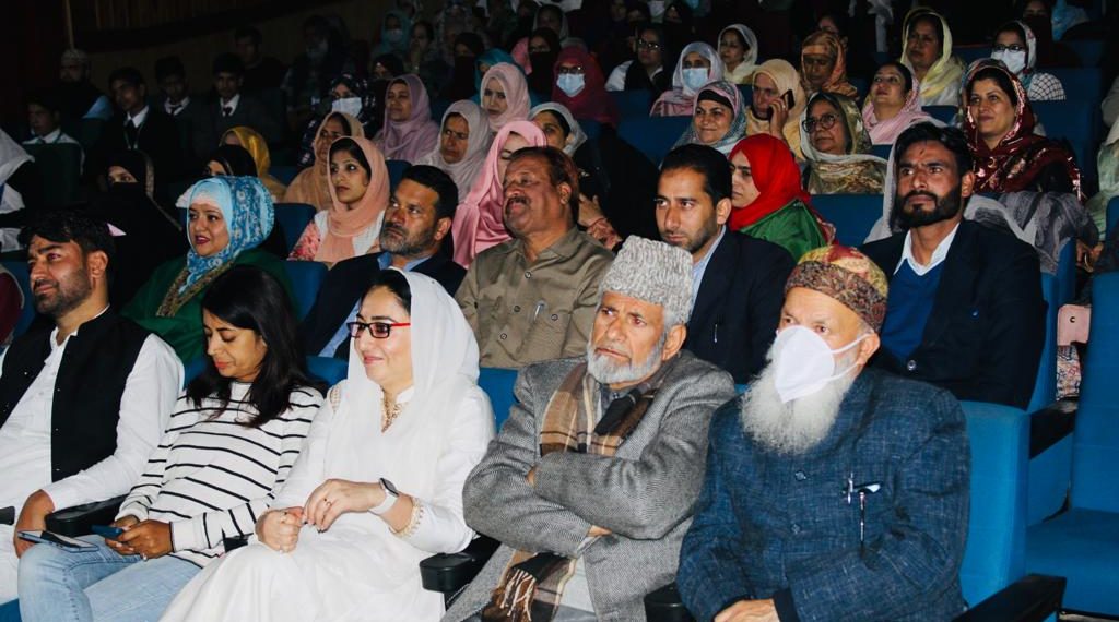 J&K Waqf Board organises Grand Conclave to celebrate 100th Episode of “Mann Ki Baat”