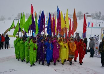 “Experience the Thrill of Winter Sports and Warm Hospitality in Jammu Kashmir: Join Us for Alpine Ski, Nordic Ski, Snow Mountaineering Competitions, and More!” – LG Sinha