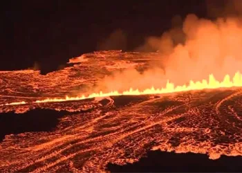 Iceland volcanic eruption triggers evacuations