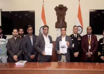 MoD inks Rs 1207 cr contract with Cochin Shipyard for short refit of INS Vikramaditya