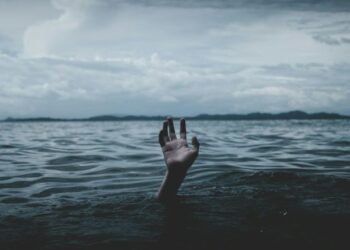 Woman Allegedly Commits Suicide By Jumping Into River Jhelum in Sgr