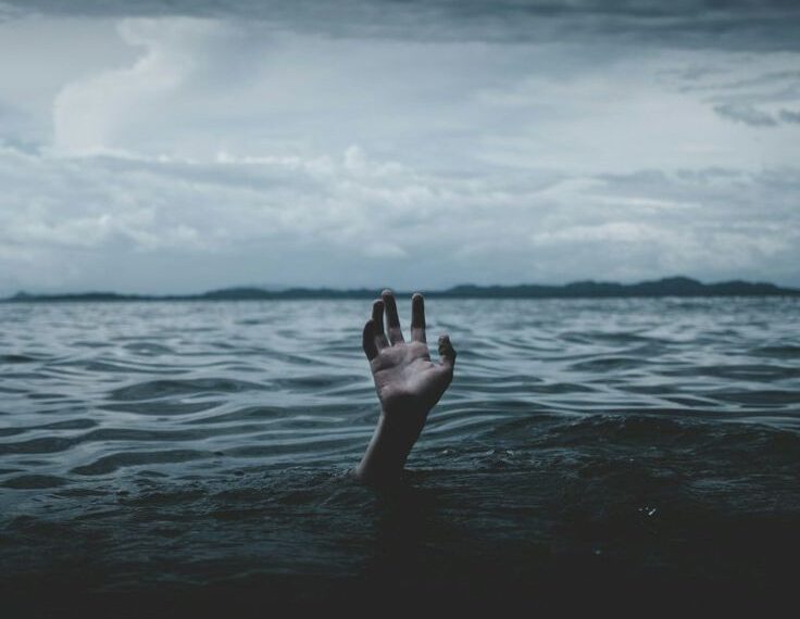 Woman Allegedly Commits Suicide By Jumping Into River Jhelum in Sgr