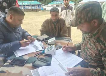 بھارتی فوج کا کیرن باؤل میں طبی کیمپ، 25 بستیوں کے 260 سے زائد افراد مستفید