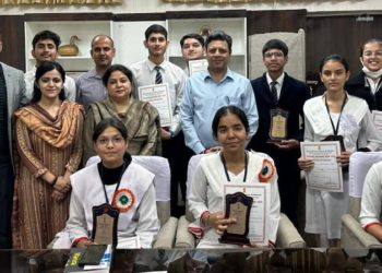 Awareness drive on corruption held at Civil Secretariat by students to mark Vigilance Awareness week 2023