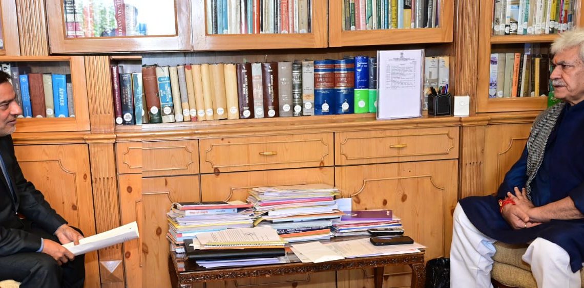 Chairman DDC Budgam calls on Lt Governor