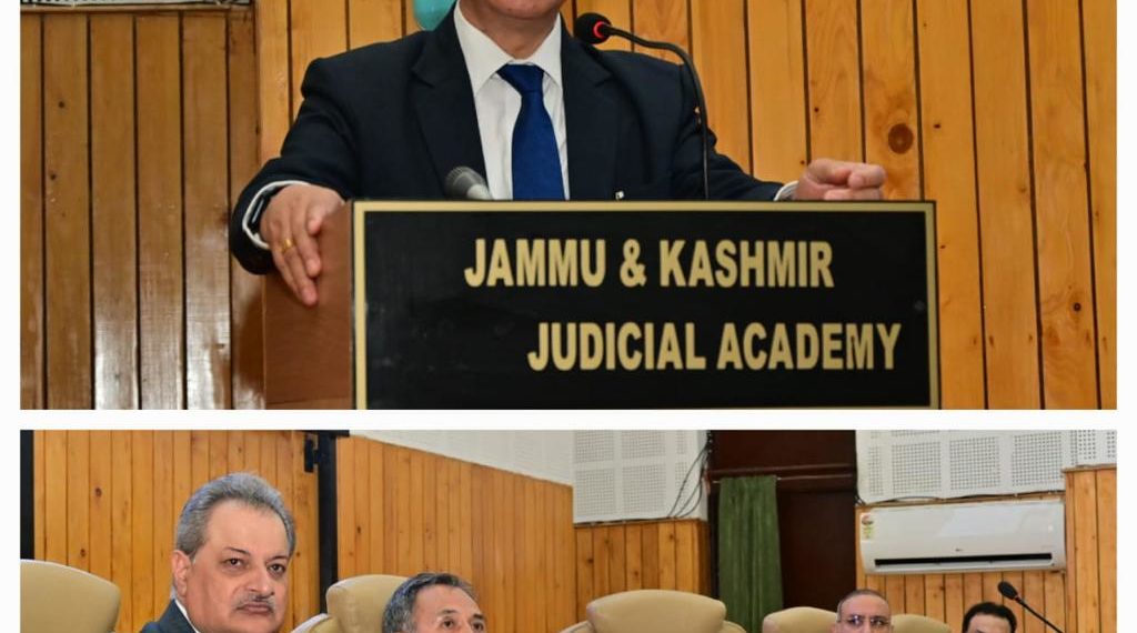 Chief Justice inaugurates 40 Hrs Mediation Programme for Advocates at JKJA Srinagar