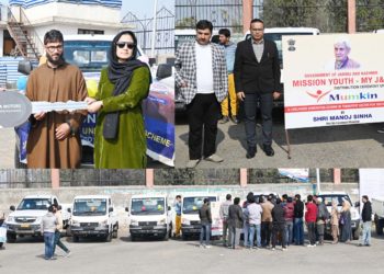 DE&CC Shopian distributes 12 CVs among beneficiaries under Mumkin Scheme