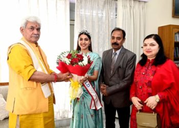 LG Manoj Sinha congratulates Mrs World 2022 Sargam Koushal