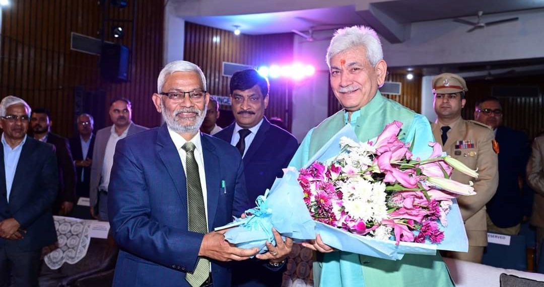 Lt Guv Manoj Sinha addressed the foundation day celebration of Cluster University, Jammu