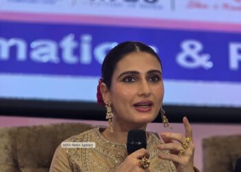 “Kashmir Feels Like Home”: Bollywood Actor Fatima Shaikh Hails J&K’s First International Film Festival