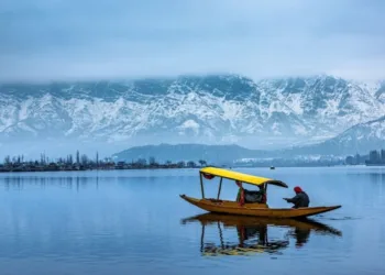 Kashmir: Where the Earth Touches Paradise