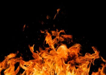 Fire Breaks Out at Govt Middle School, ZEO Office in Dangiwacha