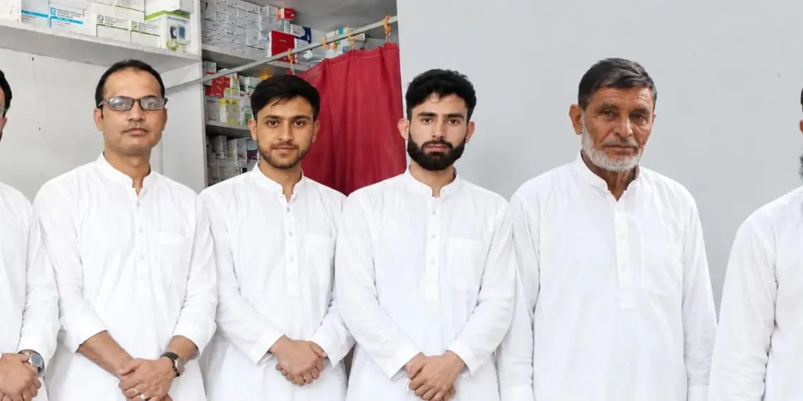 Media Fraternity Karnah Holds Condolence Meeting, Expresses Grief Over the Demise of CNS Editor-in-Chief Rashid Rahi’s Elder Brother Prayers Offered for the Eternal Peace of Late Mohammad Anwar Rather; Solidarity Expressed with the Bereaved Family: