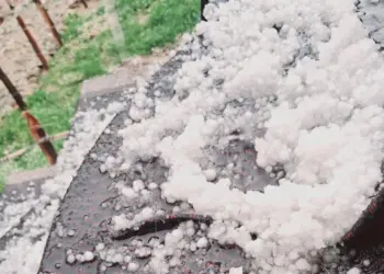Fresh Intense Hailstorm Hits Shopian Again; Locals Urge Compensation
