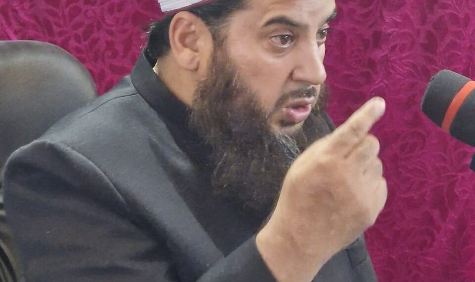 Urs of Shaykh Abdul Qadir Jeelani (RA) Observed at Jamia Qadriya Trigam Shadipora.