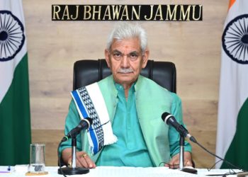 “Awaam Ki Awaaz”  Lt Governor shares inspiring stories of Change-makers