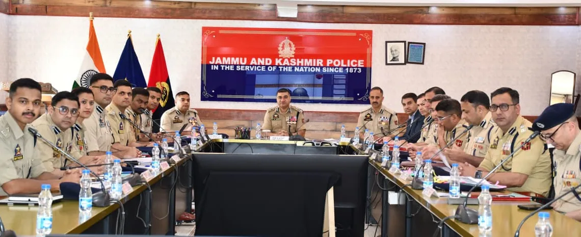 “Intensify Crackdown on Crime, Strengthen Anti-Drug Drive”: IGP Kashmir Chairs Review Meeting