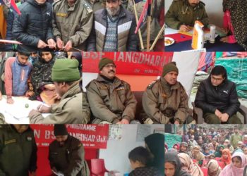 ’سیوک ایکشن پروگرام‘ بی ایس ایف نے کرناہ میں میڈیکل کیمپ کا انعقاد کیا