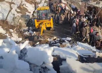 House, shops damaged as landslide occur in Damhal Hanjipora, Kulgam