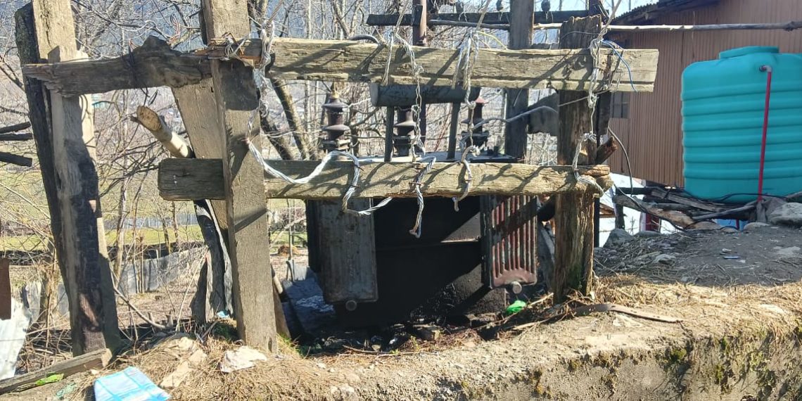 کلاروس میں زیر زمین بجلی ٹرانسفارمر نصب