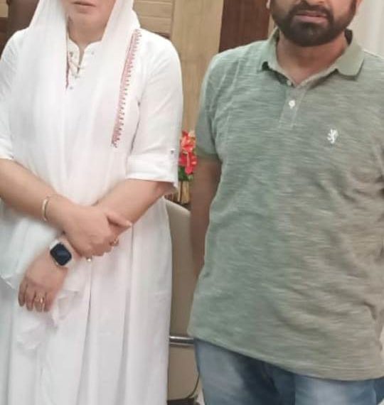 DDC Member Rafiabad Mr. Shabir Ahmad Lone calls on Hon’ble Chairperson J&K Waqf Board, Dr Darakshan Andrabi at Jammu