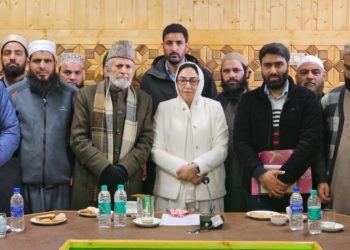 20-Rakats Taraveeh with Khatm-e-Quran to be ensured at all Shrines, Masjids during Ramadhan: Dr Darakhshan Andrabi