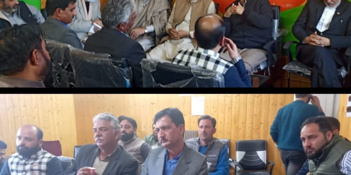 Ashok Koul held a important meeting at Srinagar, asked his party men to reach booth level. Shah said ready to spread the message