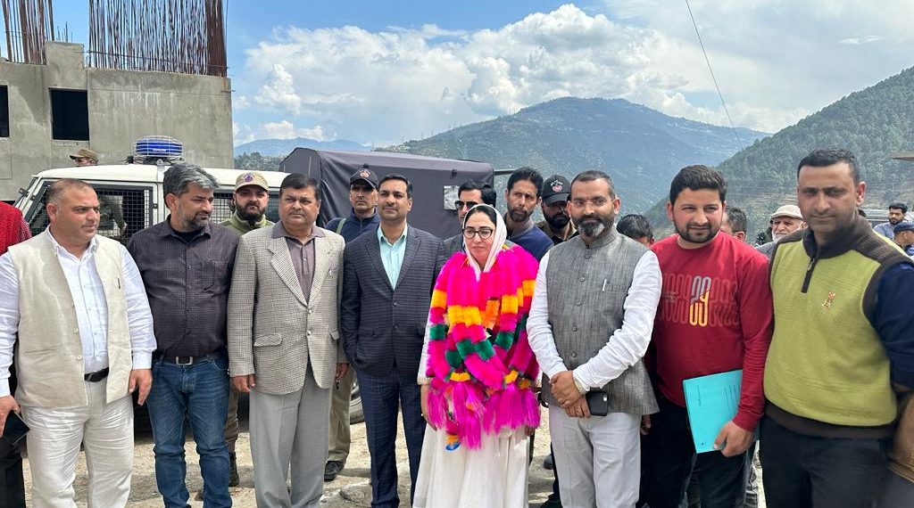 Dr Andrabi lays foundation for Waqf Parking &  Musafir Khana at Doda, meets delegations