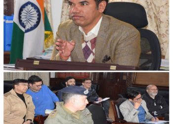 Night Bus service in Srinagar: Div Com Kashmir directs for immediate induction of buses on routes