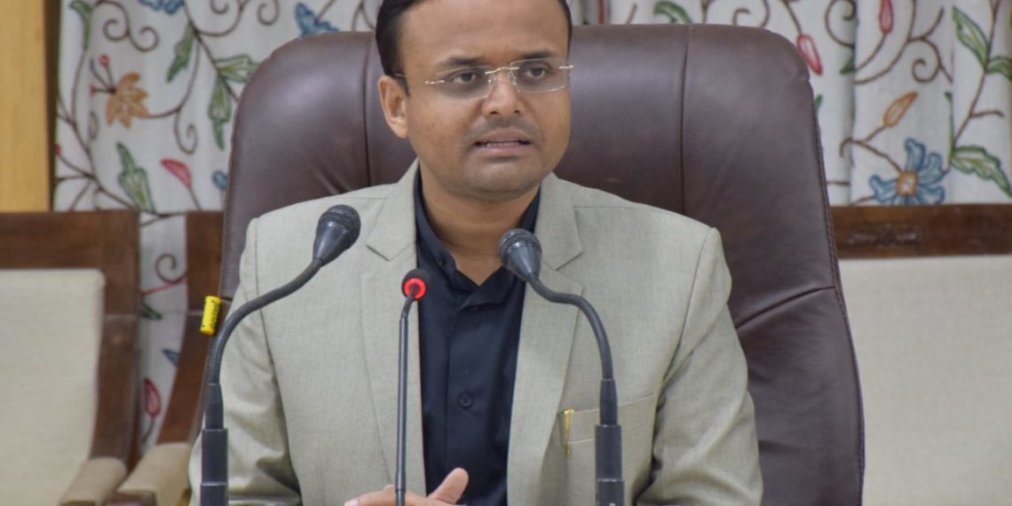 کپواڑہ میں ماتا بدھرکلی استھاپن ٹرسٹ واڈی پورہ ہندواڑہ میں رام نومی یاترا کے انتظامات کا جائزہ لیا گیا