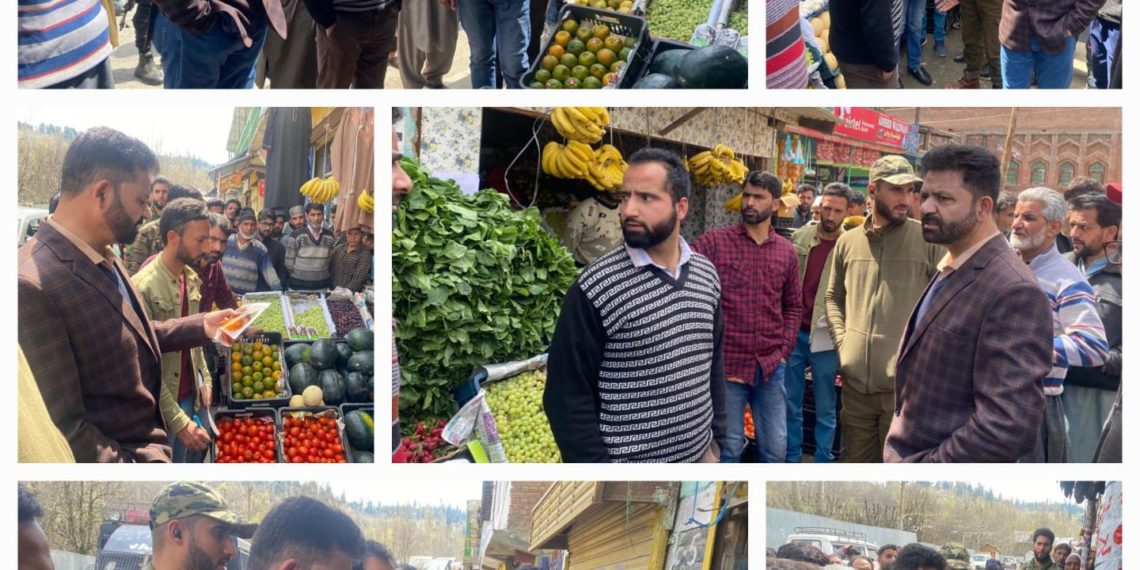 ہندواڑہ زچلدرہ میں بازار کی چیکنگ کی گی