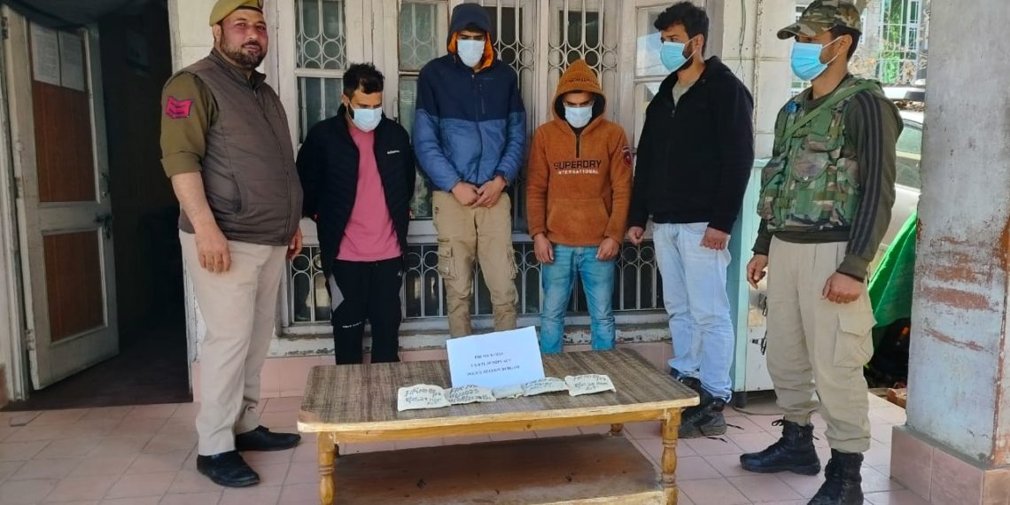 04 Drug peddlers arrested in Budgam, contraband substance recovered
