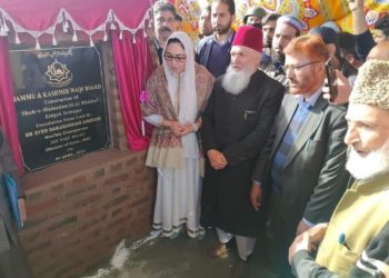 Historic Eidgah renamed after Shah-e-Hamadan (RA), Dr Andrabi lays foundation stone for the new state-of-art Mimber being constructed by Waqf Board