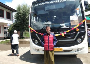 “ٹیٹوال کے لیے ایس آر ٹی سی ٹورسٹ بس سروس کا آغاز – ٹیتوال، کرناہ کی تاریخ میں پہلی بار