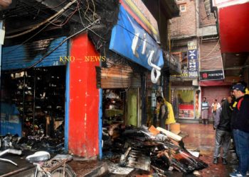 Electronic shop gutted in midnight blaze in Lal Chowk