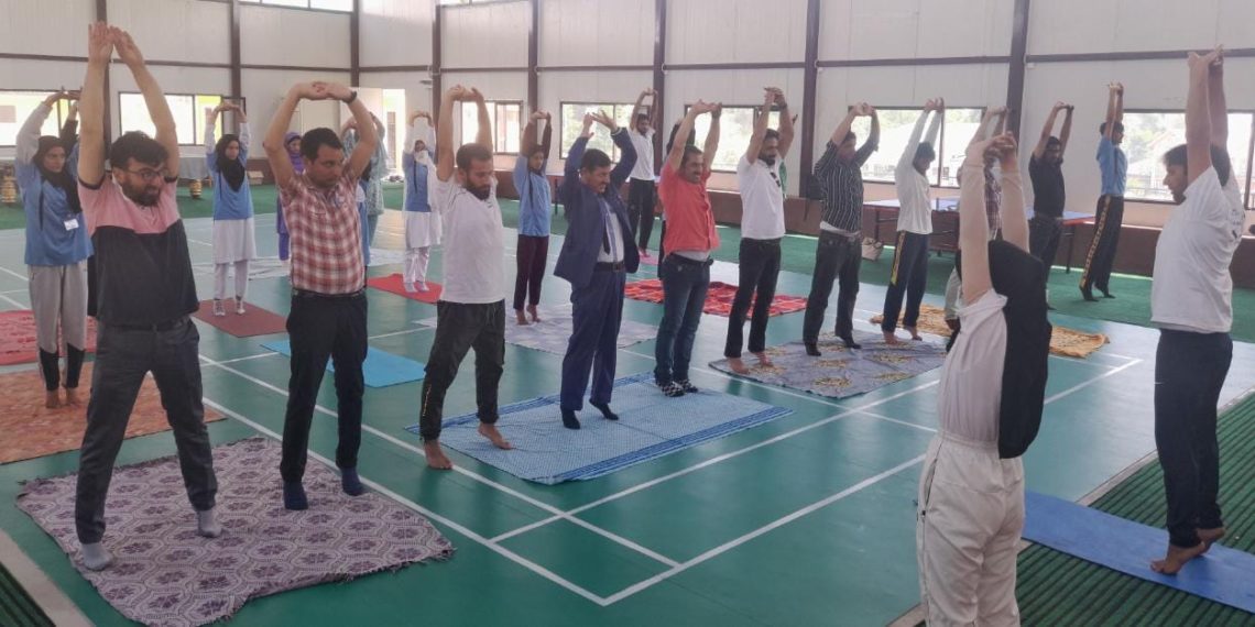 دس روزہ یوگا کیمپ گورنمنٹ ڈگری کالج ماگام میں اختتام پذیر