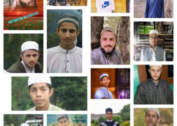 دارلعلوم شاہ ہمدان ٹنگڈار کا سالانہ جلسہ; 15 حافظ قرآن بچوں کی دستار بندی کی گئی