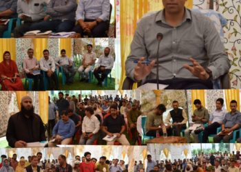 DC presides over weekly Grievance redressal camp at Kulgam