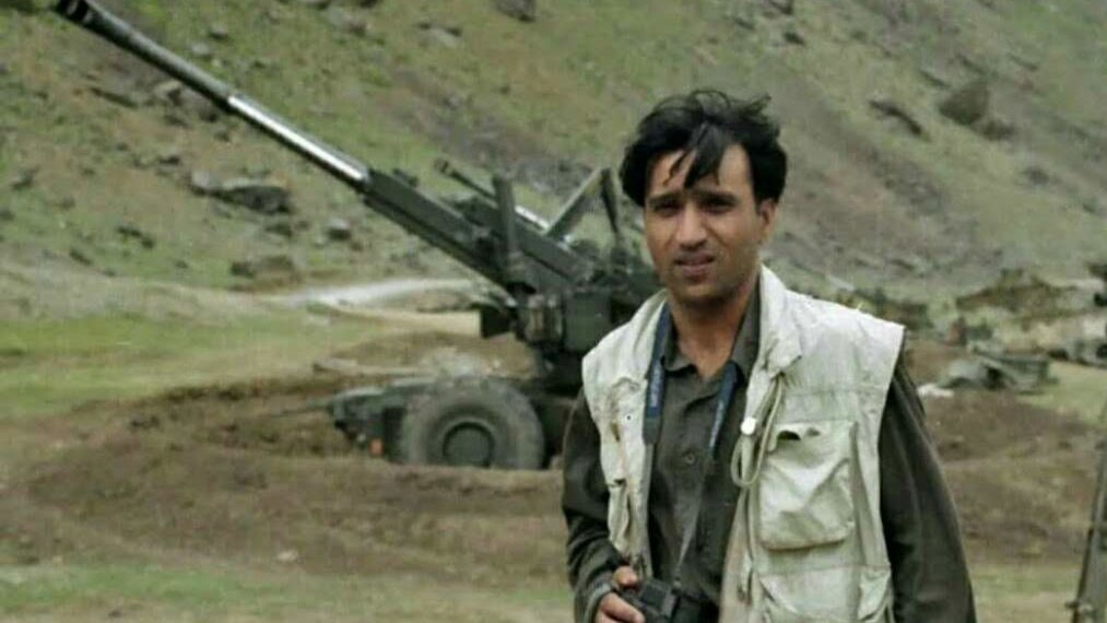 Video journalist Tariq Lone recounts his tryst and coverage of War :First person: “Covering the Kargil war”