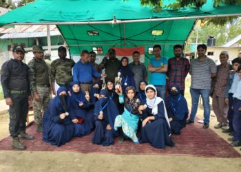 GIRLS KHO KHO COMPETITION IN GIRLS HIGH SCHOOL PAYARPORA