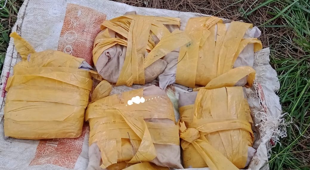 Narcotics recovered along LoC in Rajouri: Police