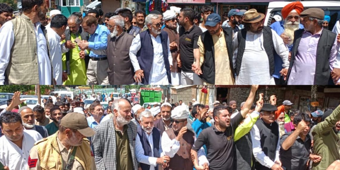 کرناہ میں پہاڑیوں کا جشن  پارلیمنٹ میں ایس ٹی ترمیمی بل پیش کرنے پر حکومت ِ ہند کا شکریہ ادا کیا