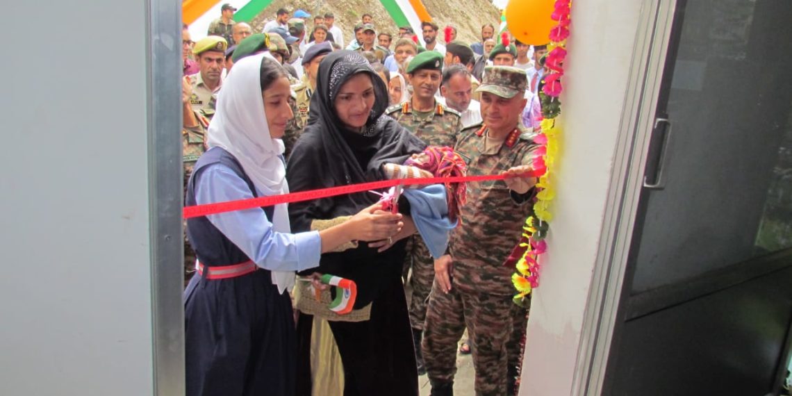 بھارتی فوج نے سادھنا پاس پر مقامی آبادی کے لیے ٹرانزٹ سہولت کا افتتاح کیا۔