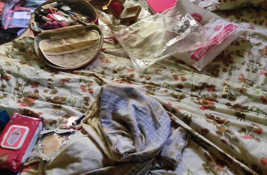 Gold Ornaments Worth 15 Lacs Stolen During Overnight Robbery Incident In Ajas B’pora