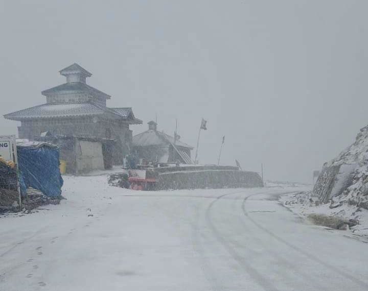 Mughal road closed due to fresh snowfall